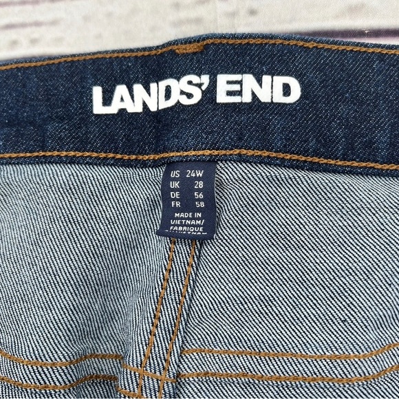 Lands End Women’s High Rise Bootcut Jeans Blue Dark Wash Stretch Size 24W - Picture 3 of 13